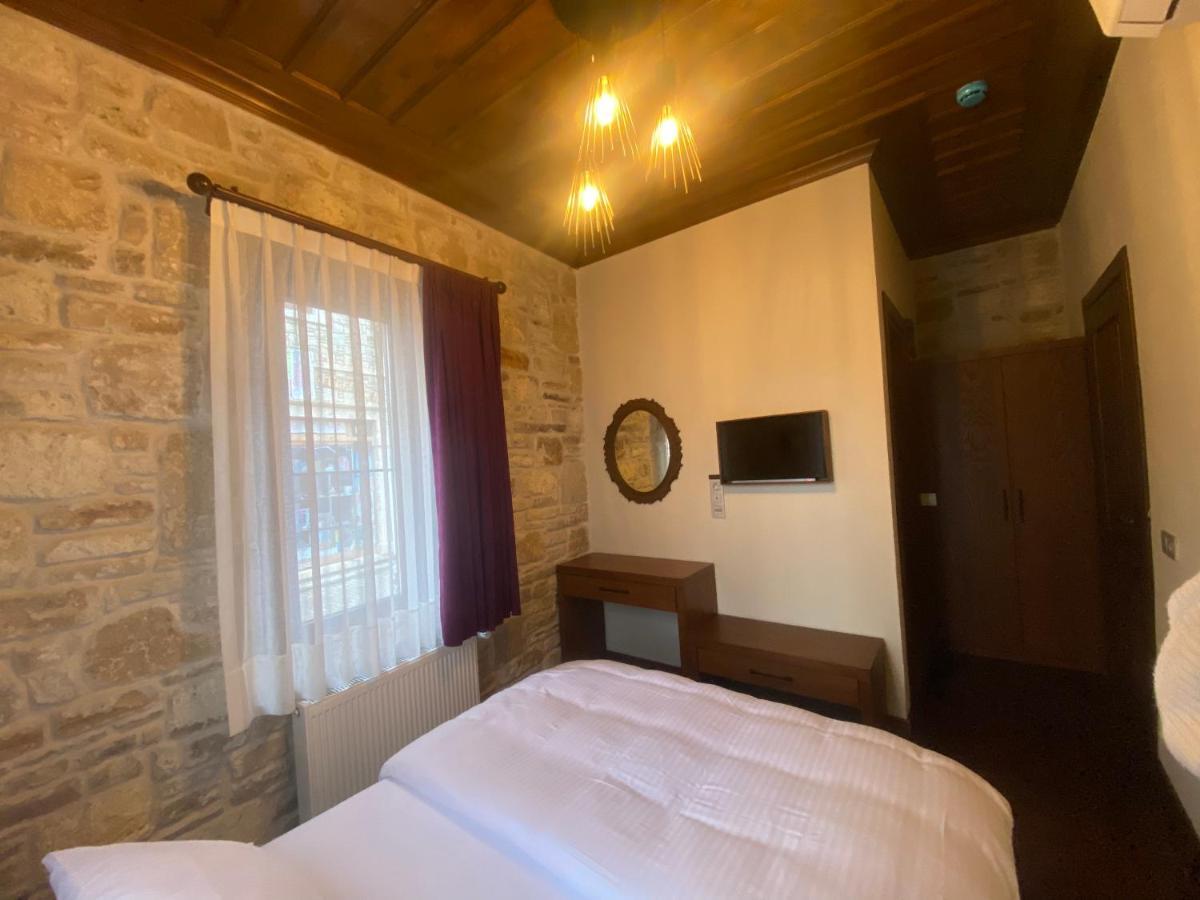 Dionysos 1789 Boutique Hotel Foca Exterior photo