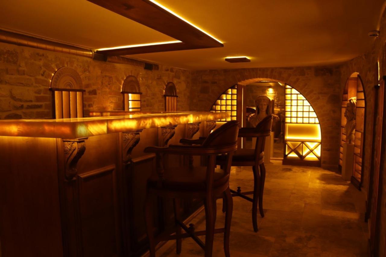 Dionysos 1789 Boutique Hotel Foca Exterior photo